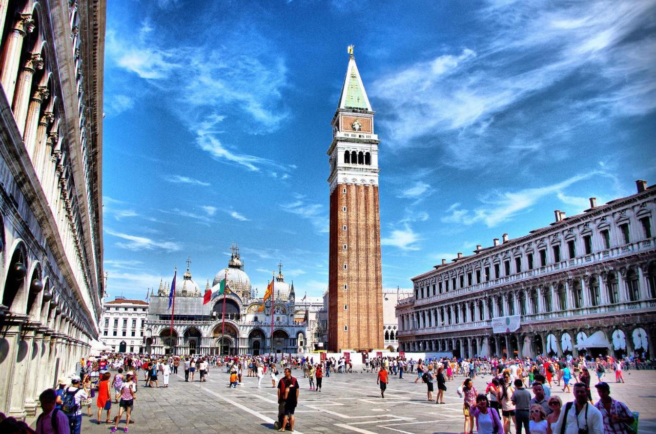 A Casa Tua Dietro Piazza San Marco Bahay bakasyunan *